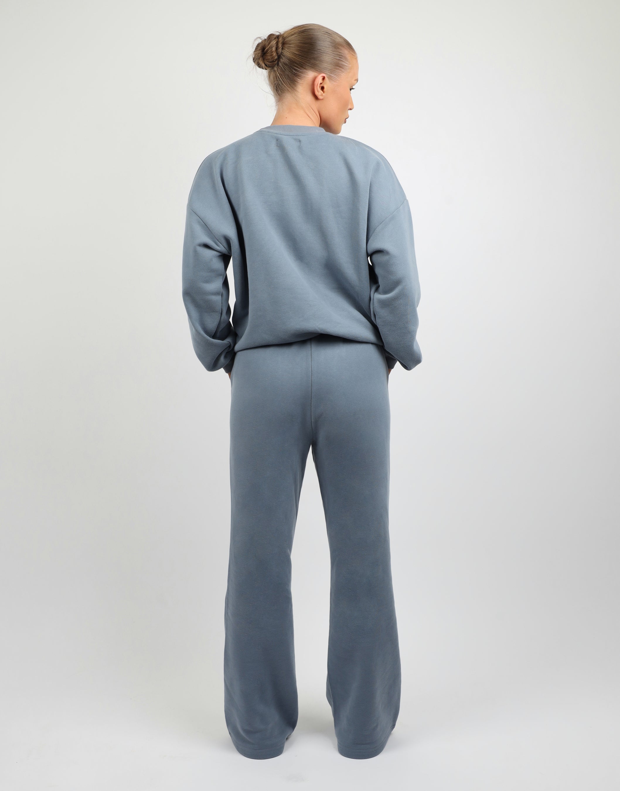Rue Simmi Studios Embroidered Logo Sweatshirt In Blue