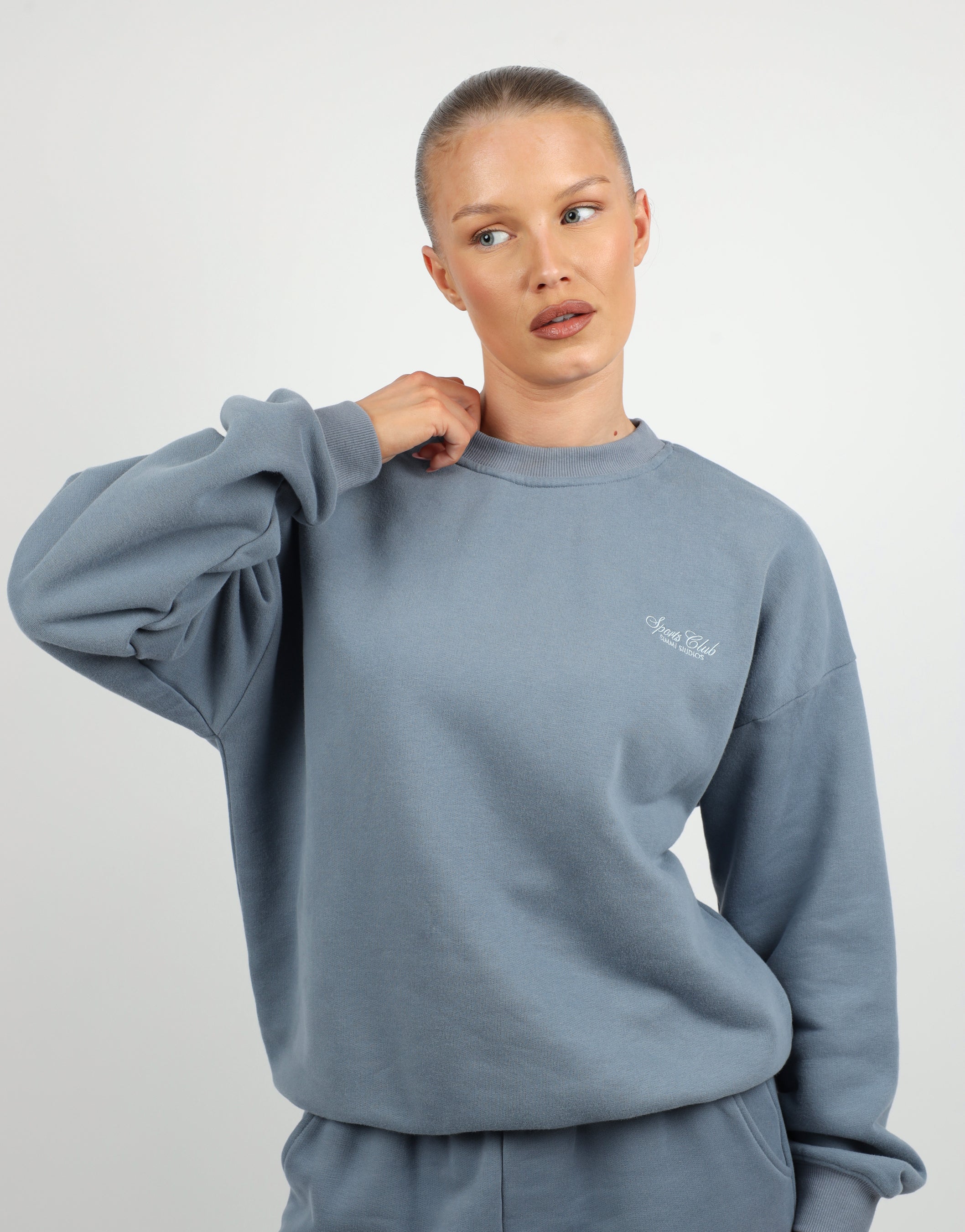 Rue Simmi Studios Embroidered Logo Sweatshirt In Blue