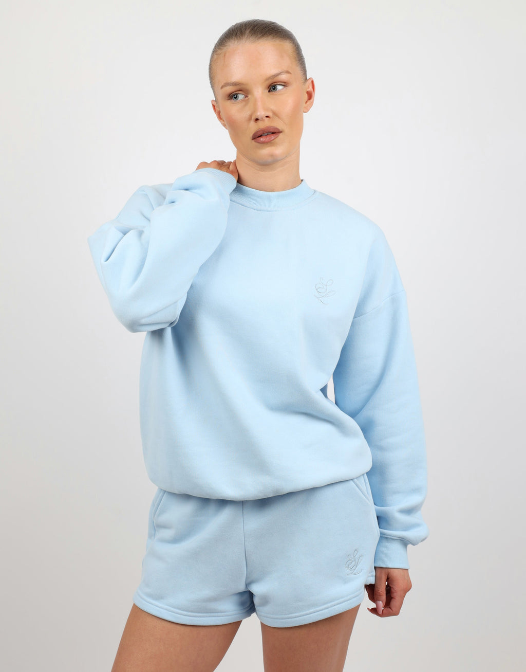 Cove Simmi Studios Embroidered Logo Sweatshirt In Blue