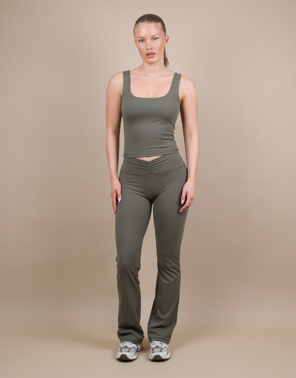 Cleo Ruched Front Flared Leggings In Olive