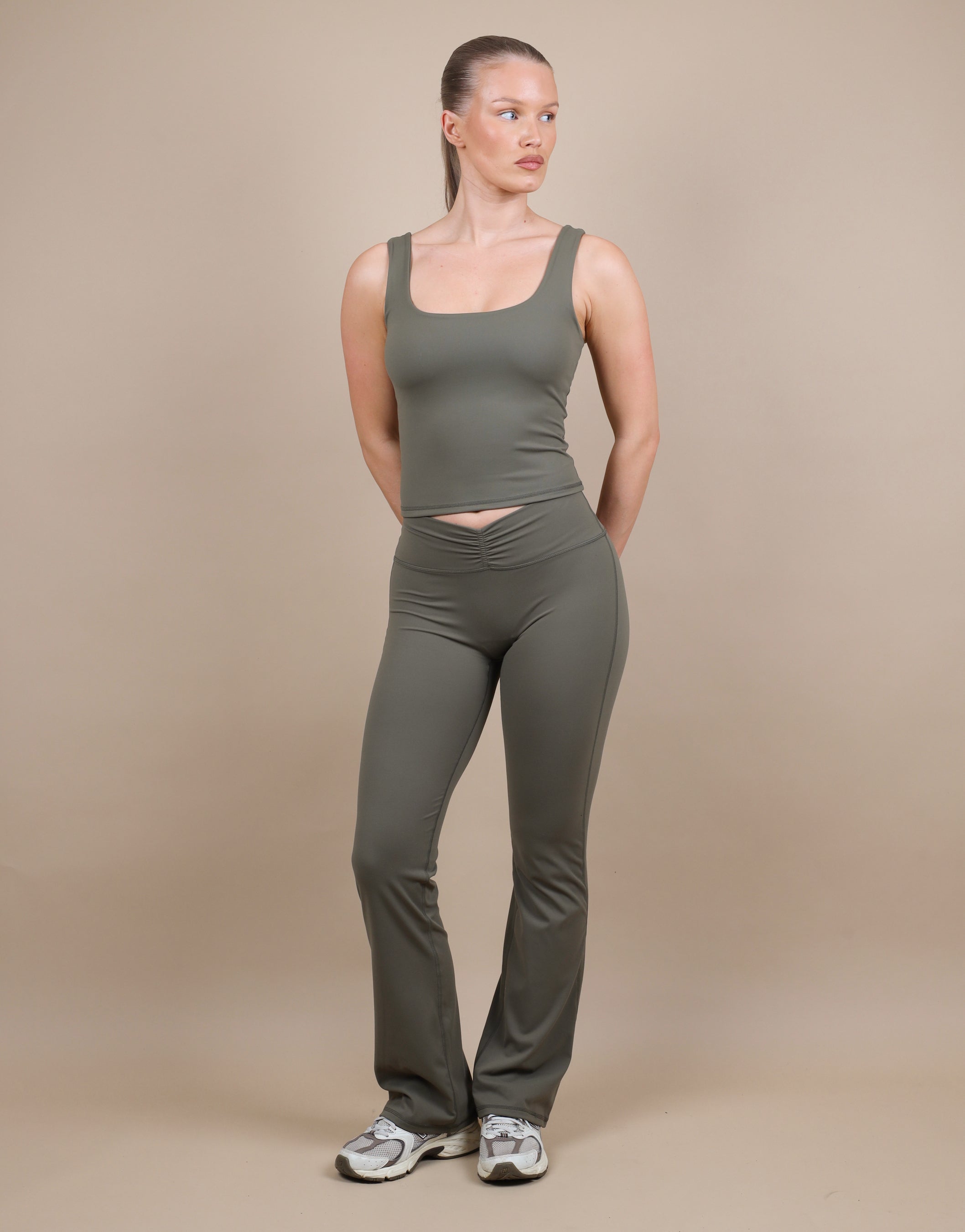 Rhea Square Neck Tank Top In Olive