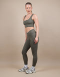 Blake V Front Leggings In Olive