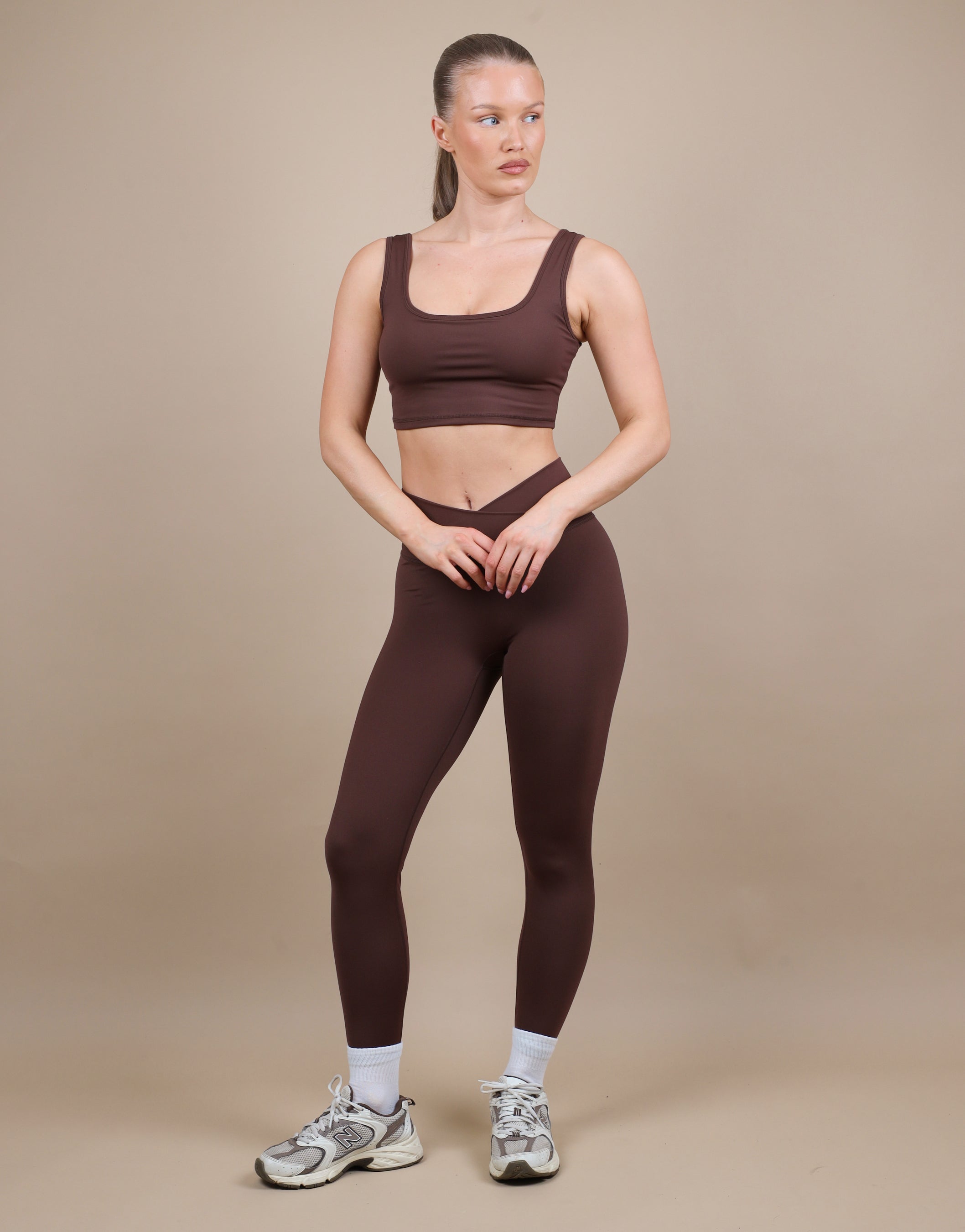 Blake V Front Leggings in Brown