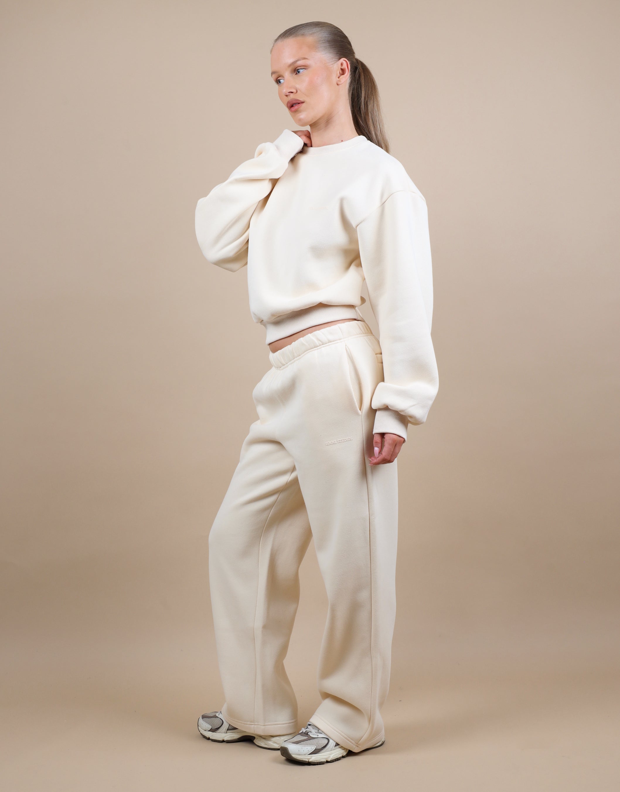 Demi Straight Leg Joggers In Cream
