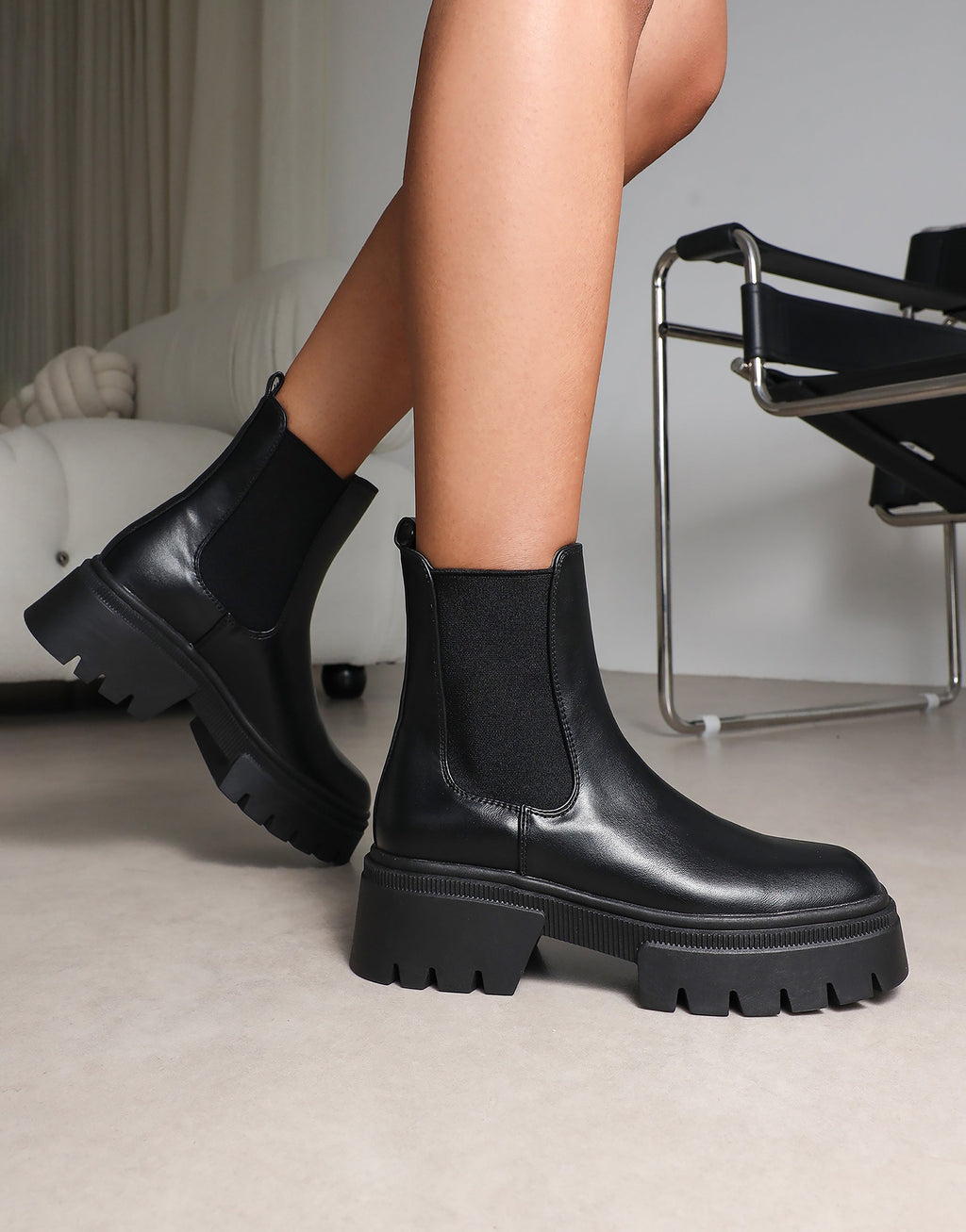 Judd Black Chunky Chelsea Boots