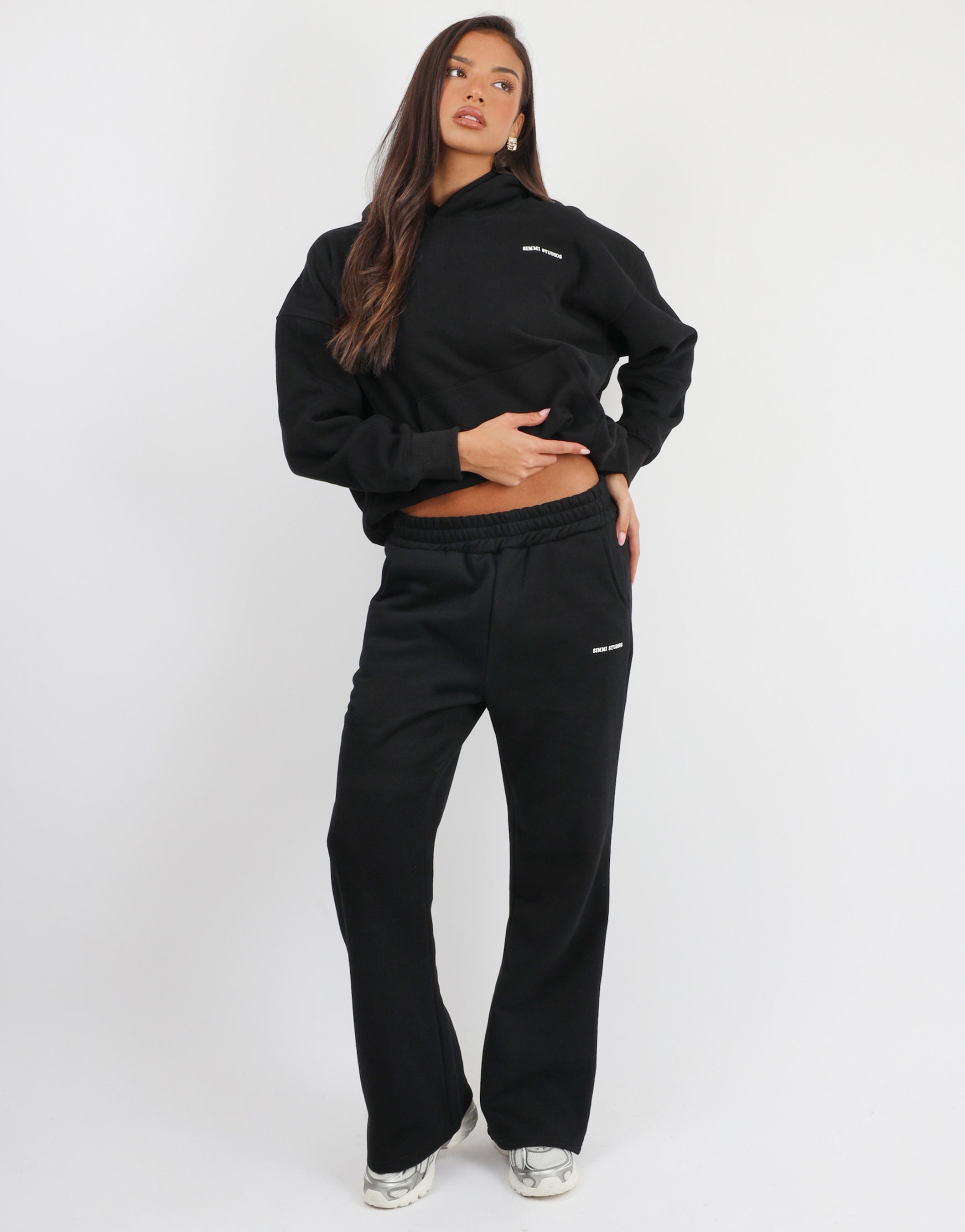 Maeve Simmi Studios Essentials Hoodie in Black