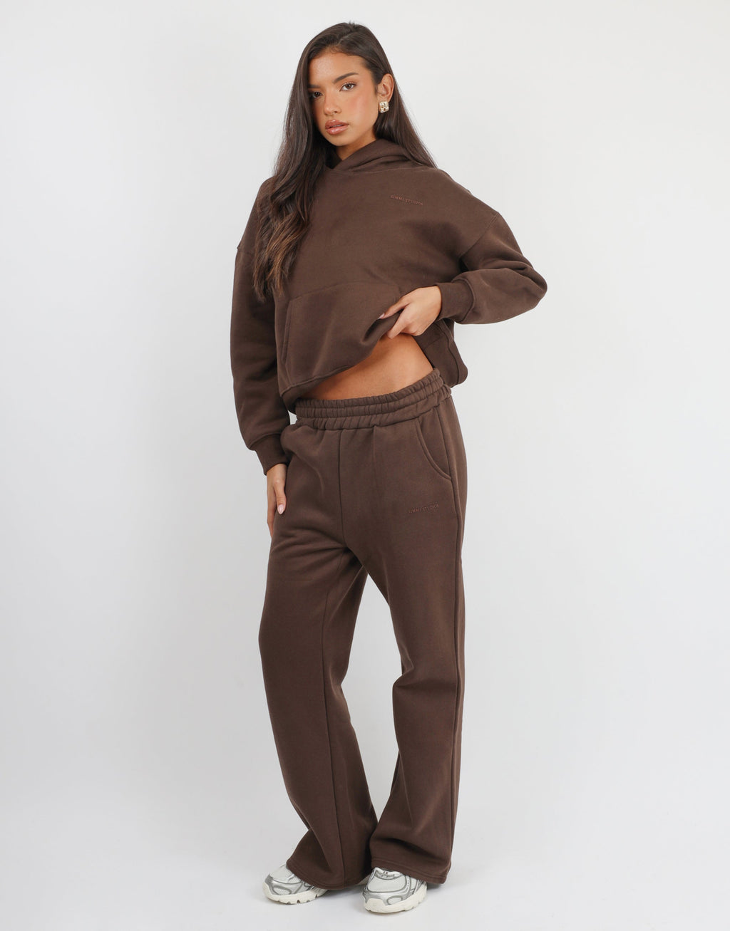 Maisy Simmi Studios Essentials Hoodie in Brown
