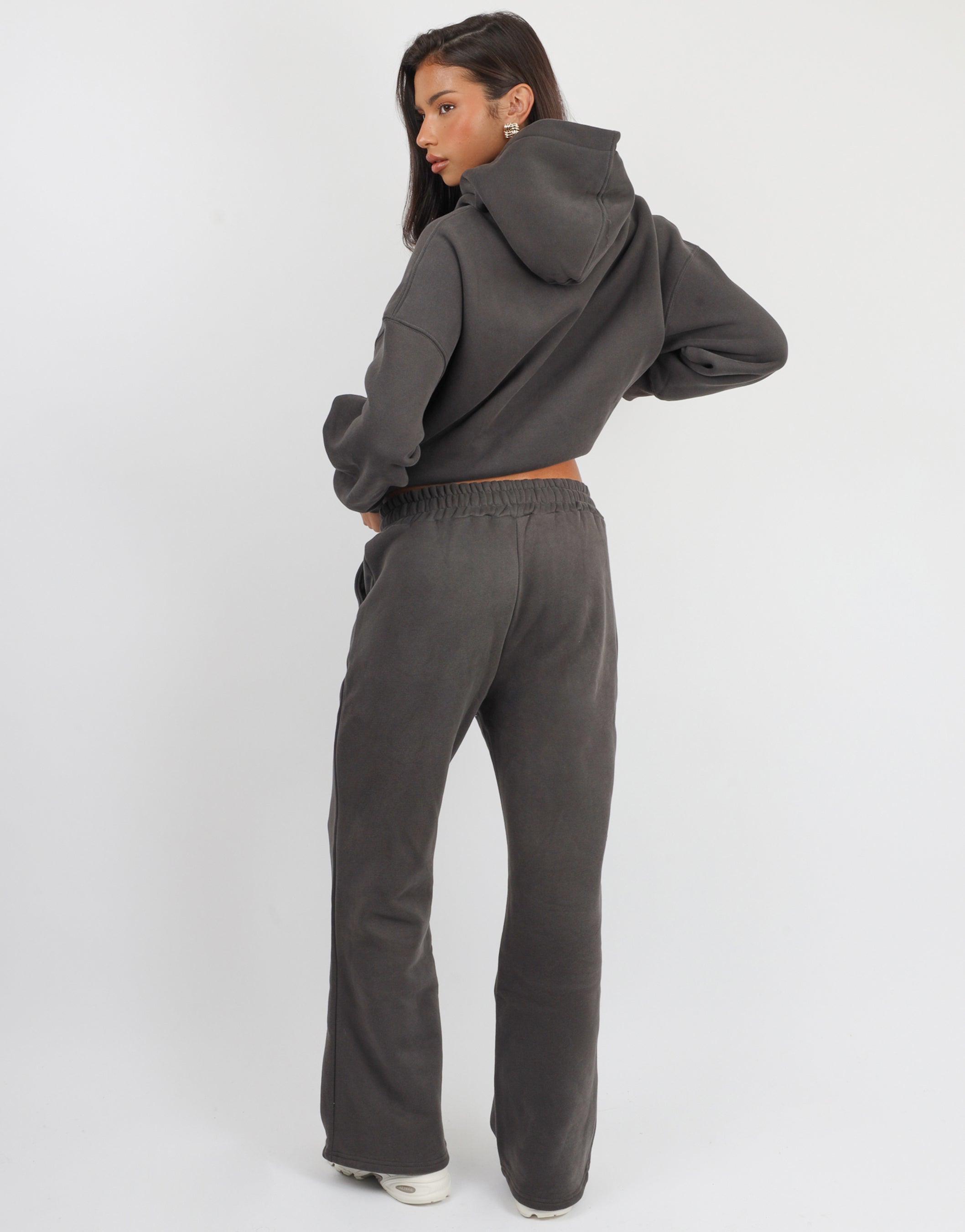 Maeve Simmi Studios Essentials Hoodie in Slate
