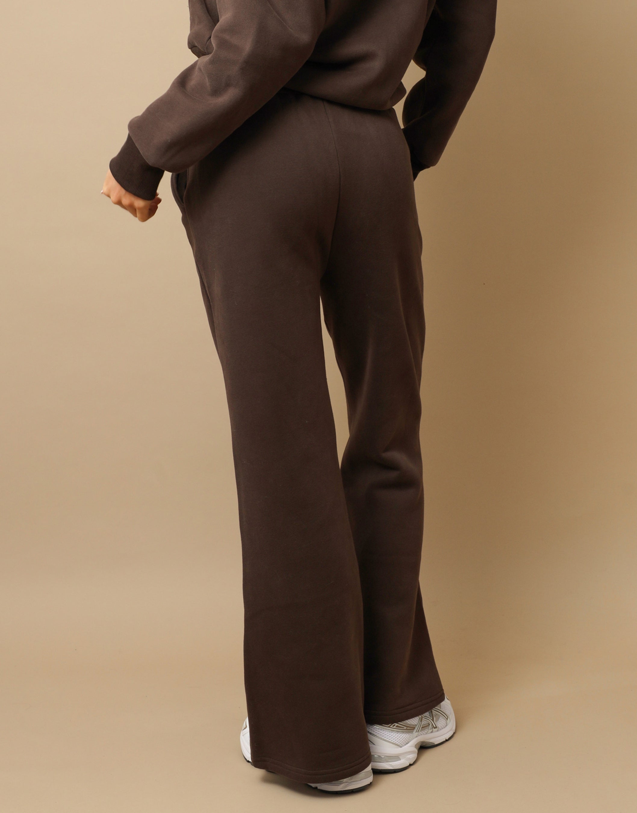 Maddie Simmi Studios Essentials Flared Joggers in Brown