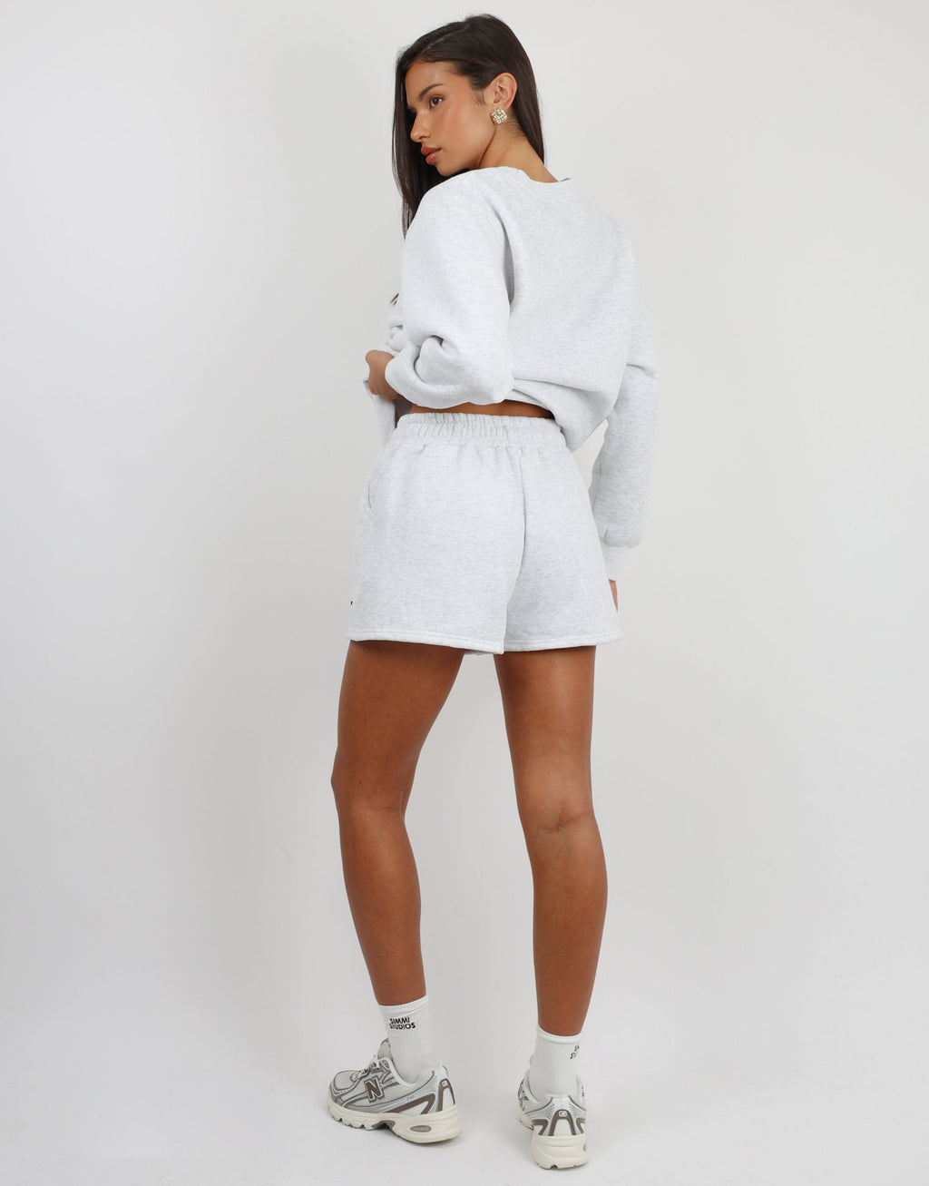 Winslow Simmi Studios Essentials Shorts in Pebble Grey