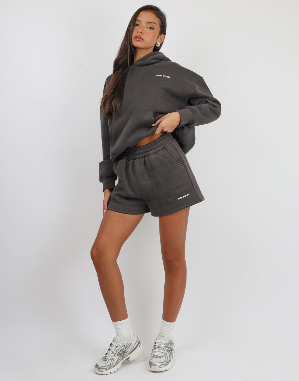 Winslow Simmi Studios Essentials Shorts in Slate