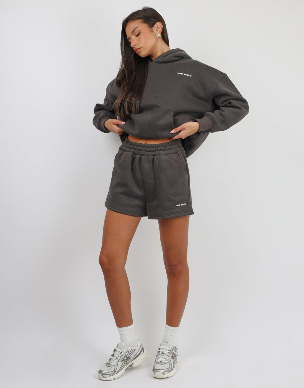Winslow Simmi Studios Essentials Shorts in Slate