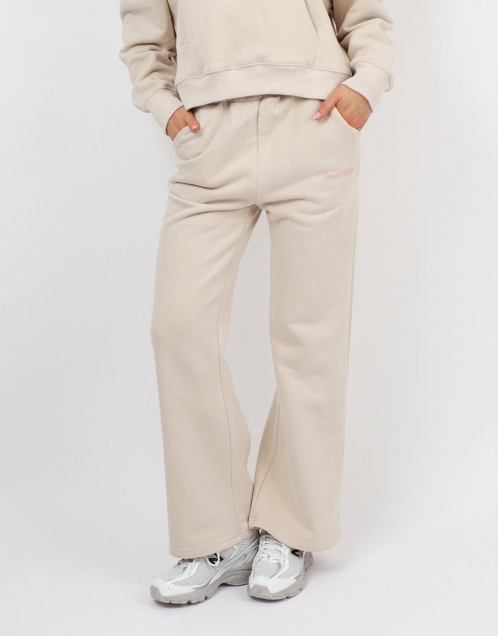 Milan Simmi Studios Bubble Print Joggers In Beige