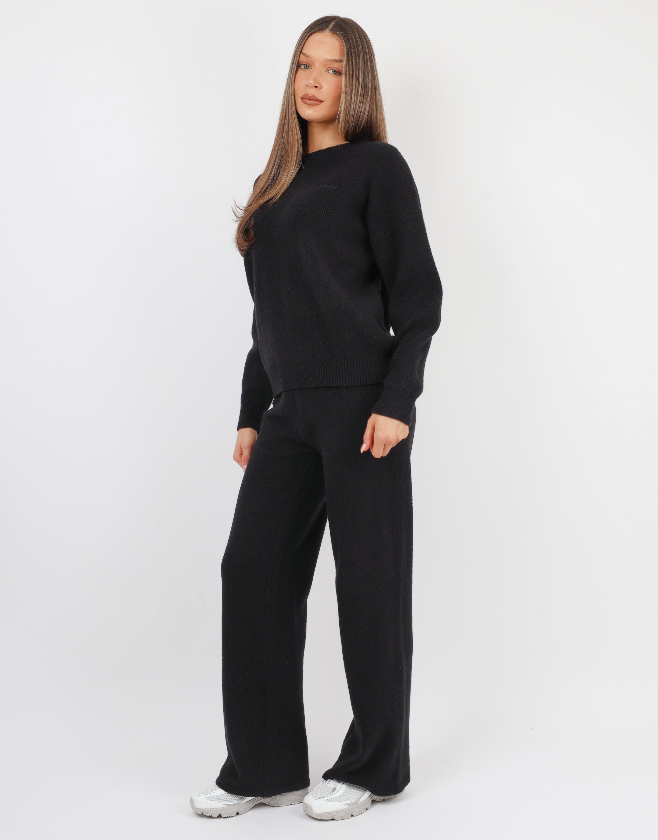 Faye Simmi studios soft touch crew neck in black
