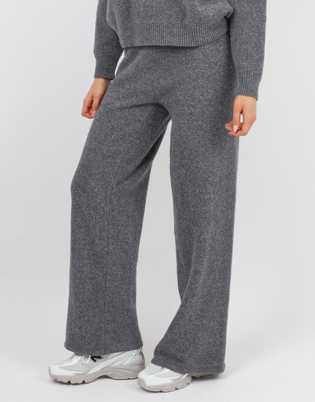 Eve Simmi studios soft touch wide leg trousers in dark grey