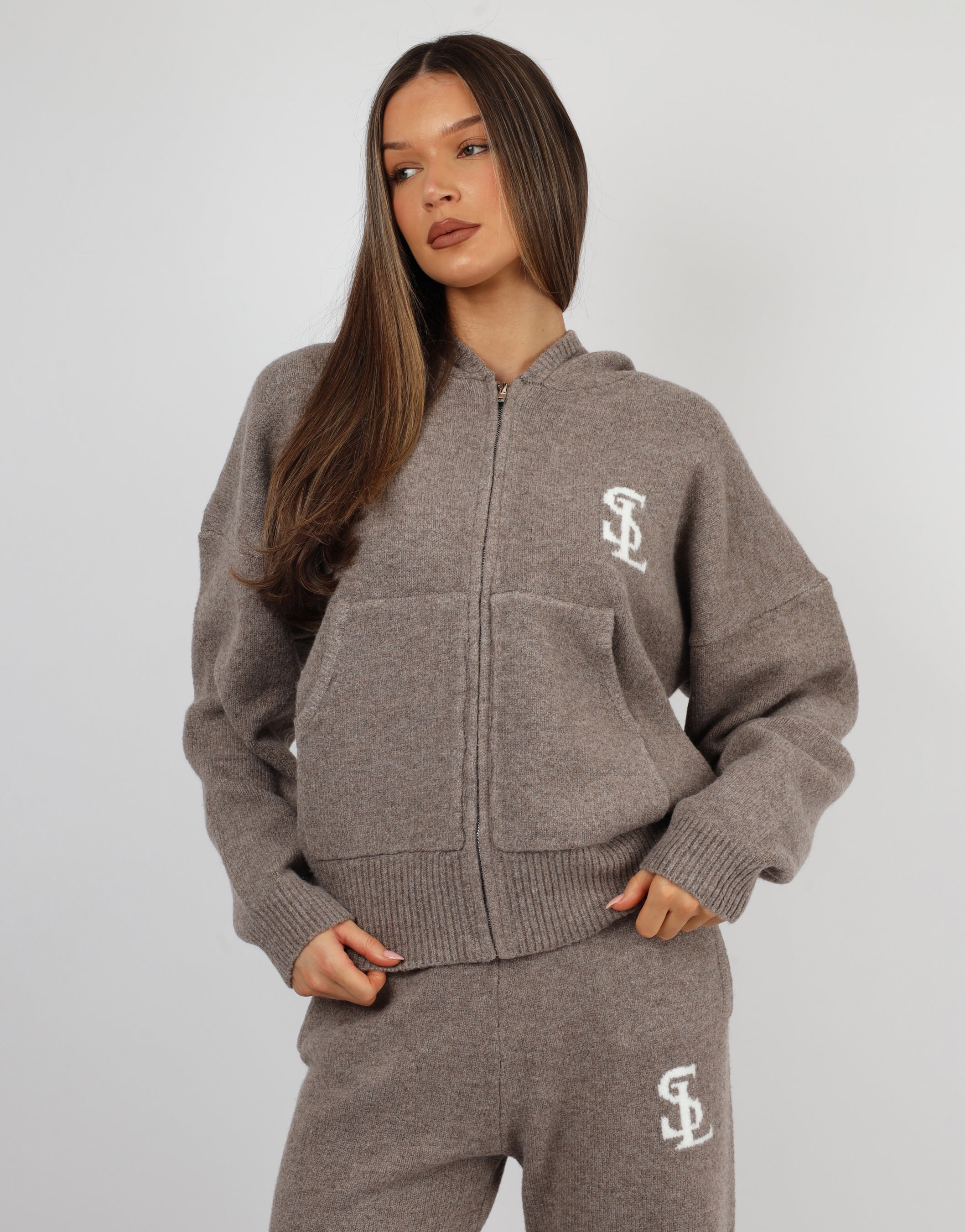 Romy Simmi Studios Chunky Knit Hoodie In Mocha
