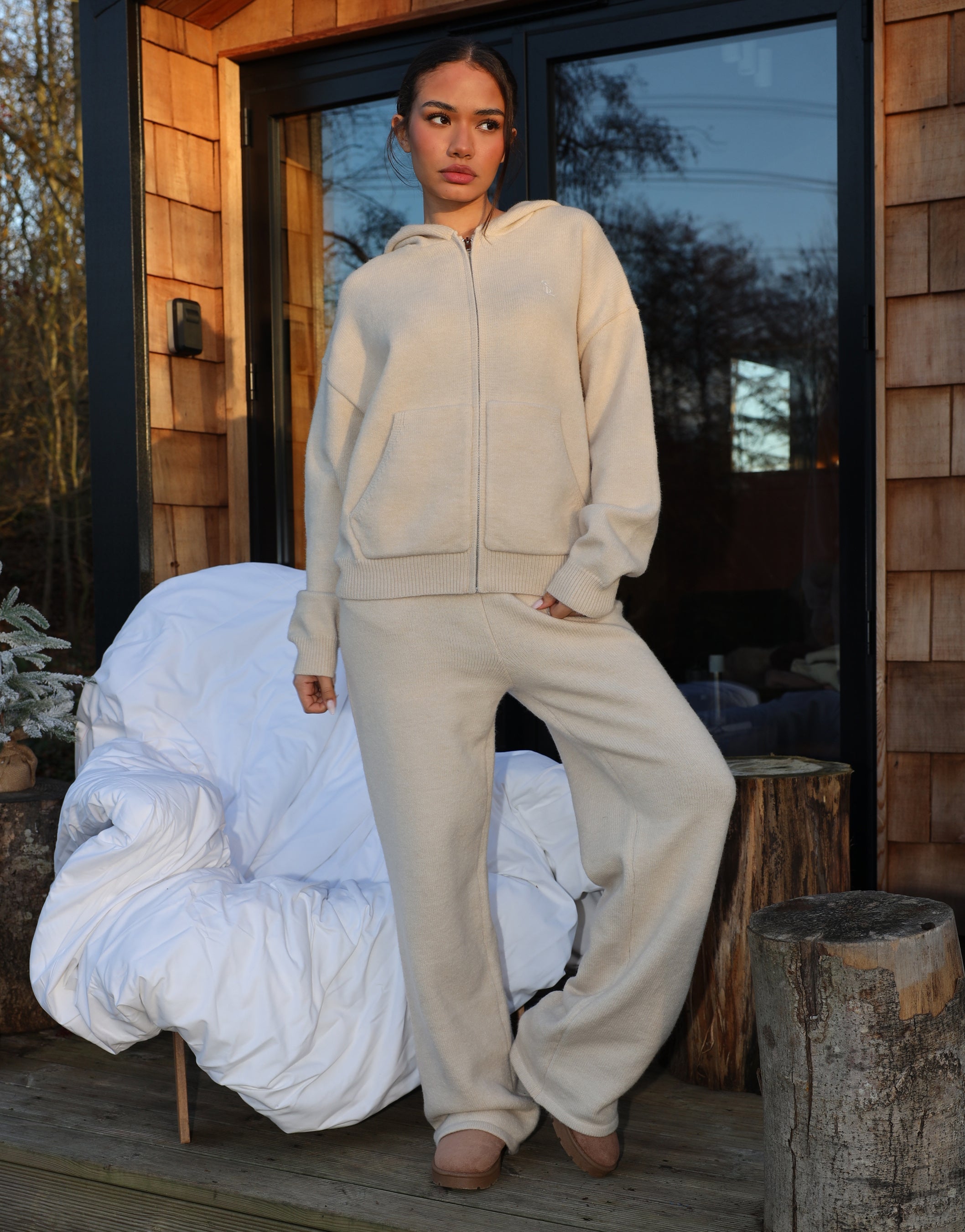 Sydney Simmi Studios Knitted Trousers In Beige