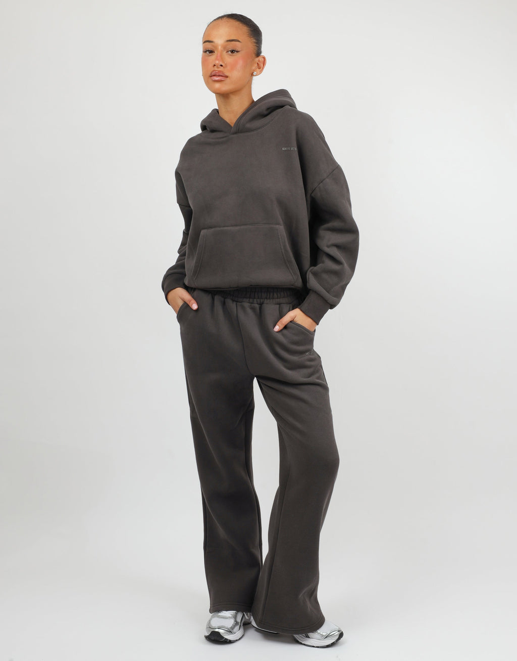 Maisy Simmi Studios Essentials Hoodie in Dark Grey