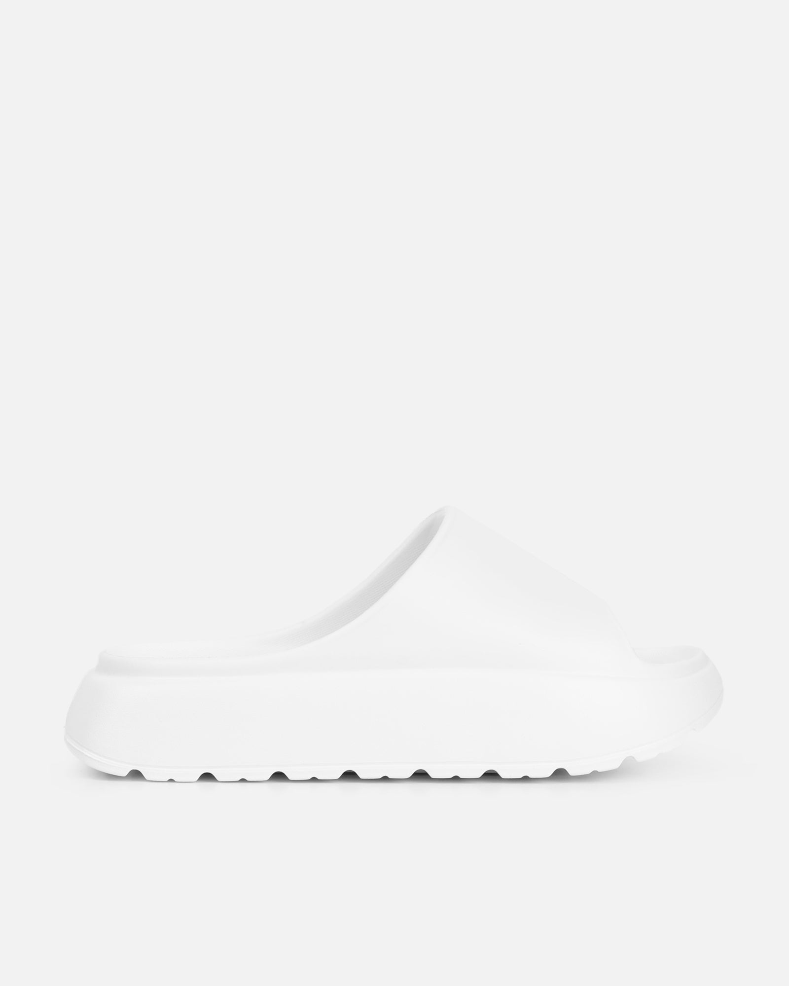 Malu White Flatform Chunky Moulded Sliders
