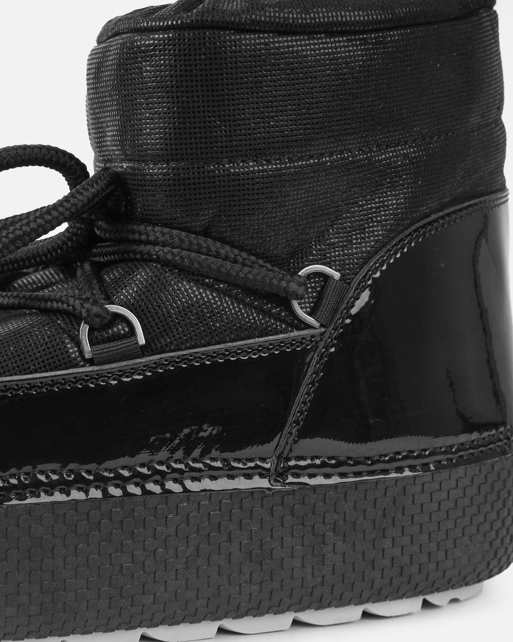 Skii Black Snow Ankle Boots